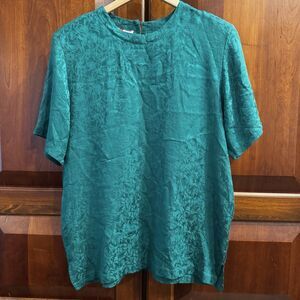 Vintage Stunt Collections  100% Silk Women’s Green Jacquard Floral Blouse Medium